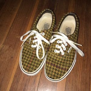RARE Houndstooth 90s Styled Vans